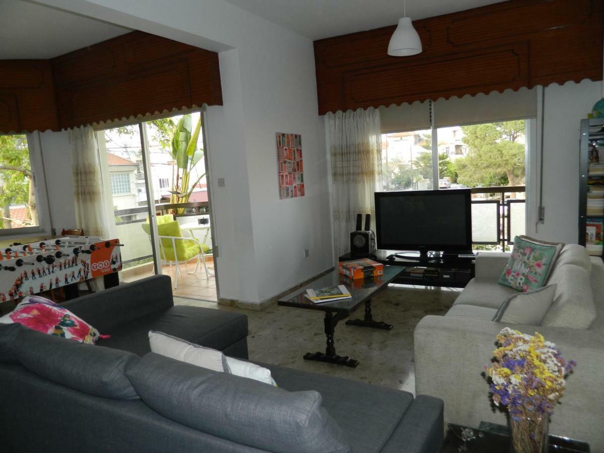 Family Nest In The Heart Of Limassol Villa Luaran gambar