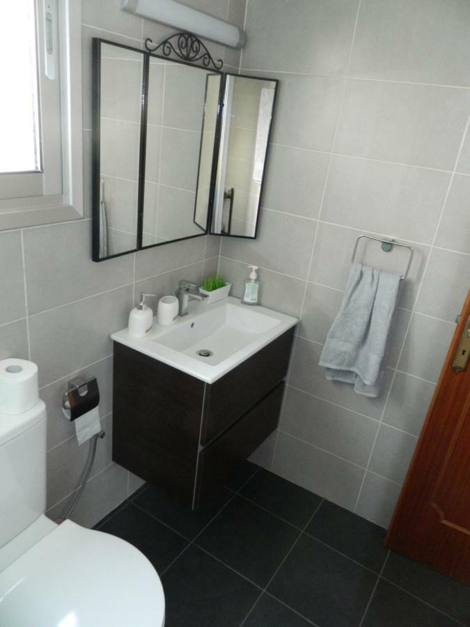 Family Nest In The Heart Of Limassol Villa Luaran gambar